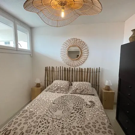 La Mediterranee Au Coeur Du Village 50 M De La *
