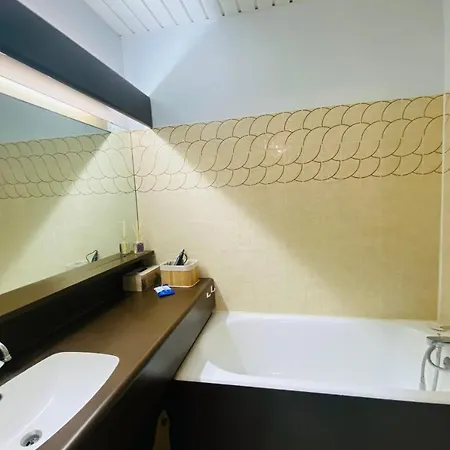 La Mediterranee Au Coeur Du Village 50 M De La Apartment