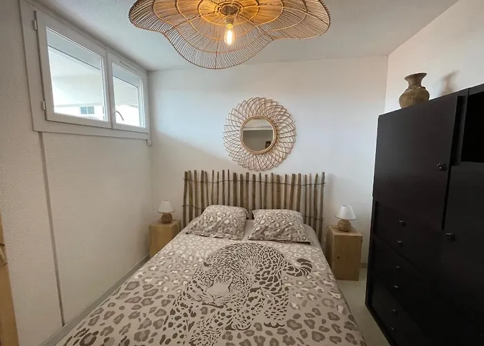 La Mediterranee Au Coeur Du Village 50 M De La *